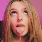 Isabel 🌈 QueenofRainbow avatar