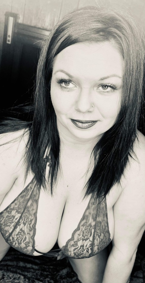 Titties89 cover image