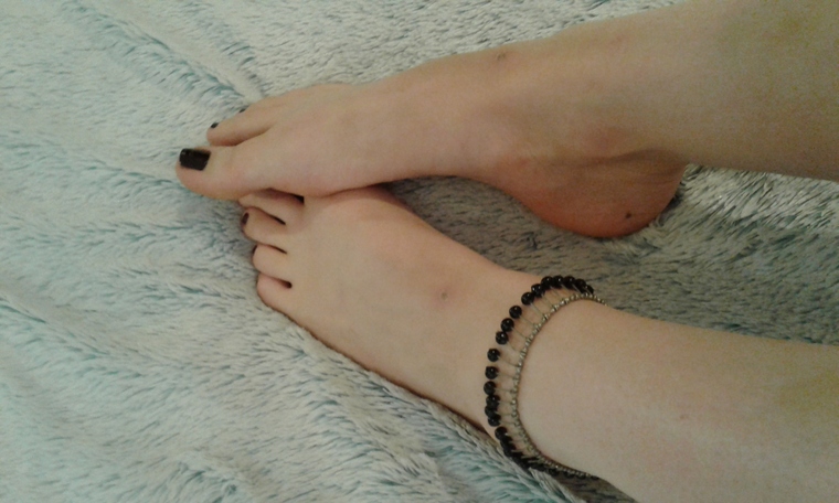 Queen Rosie Toes cover image