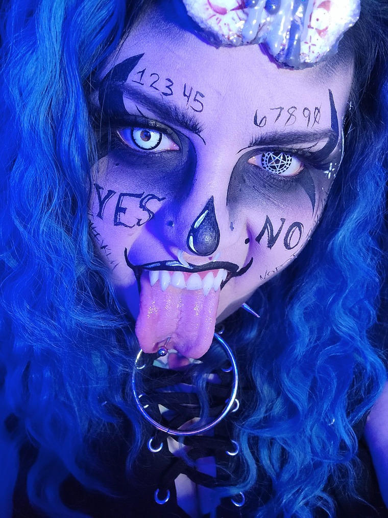 Queen Of Sin cover image