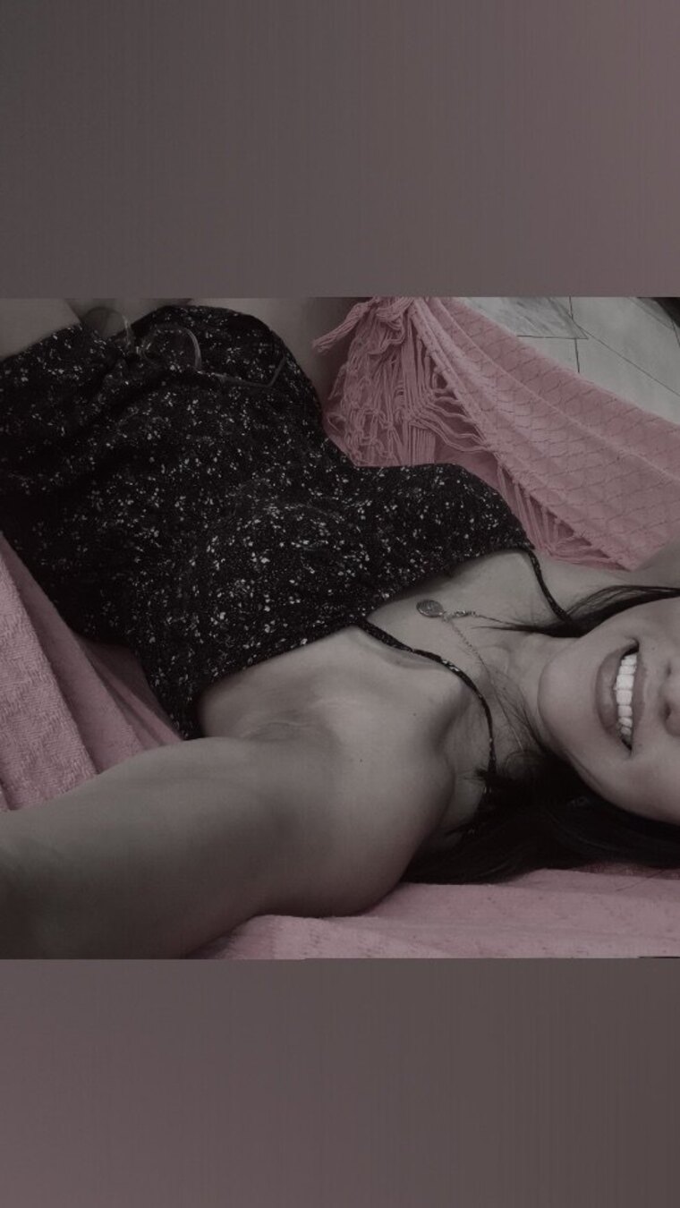 Latina100%❤️🔥 banner image