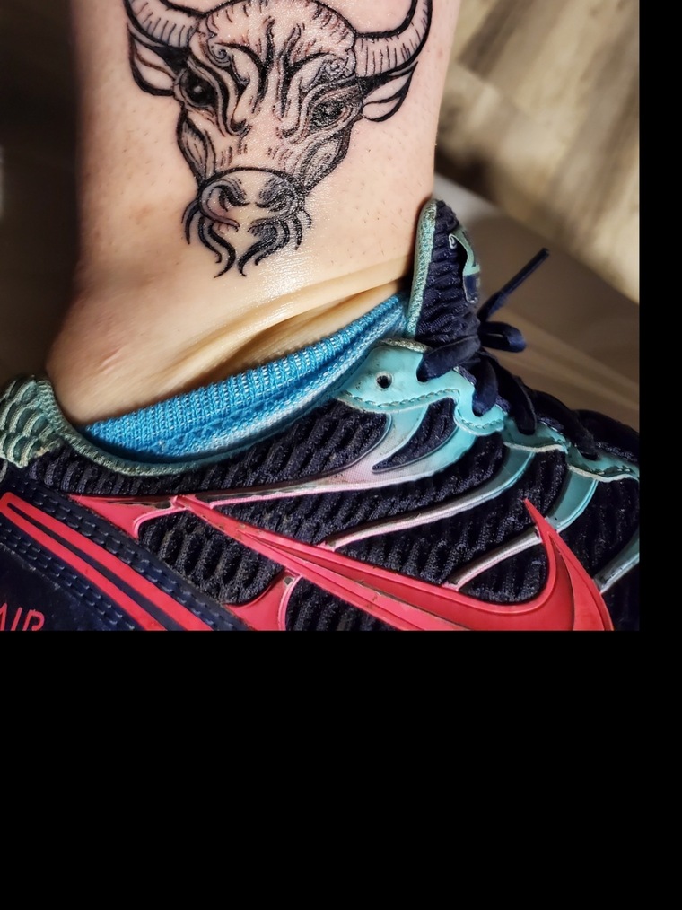 Rae’s Feet cover image
