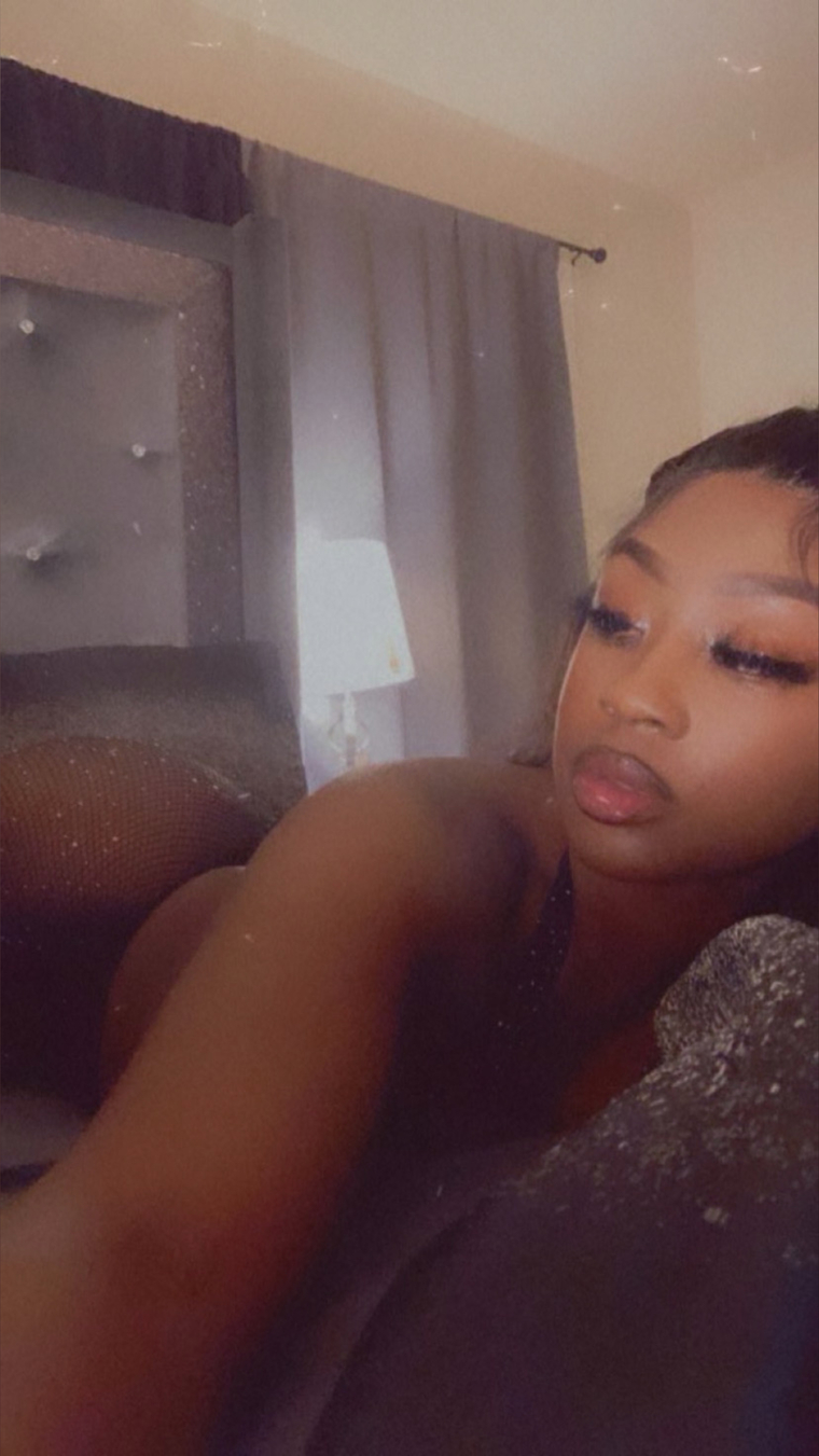 Raven sexy ass 😍 cover image