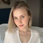 Raychel Kiss portrait