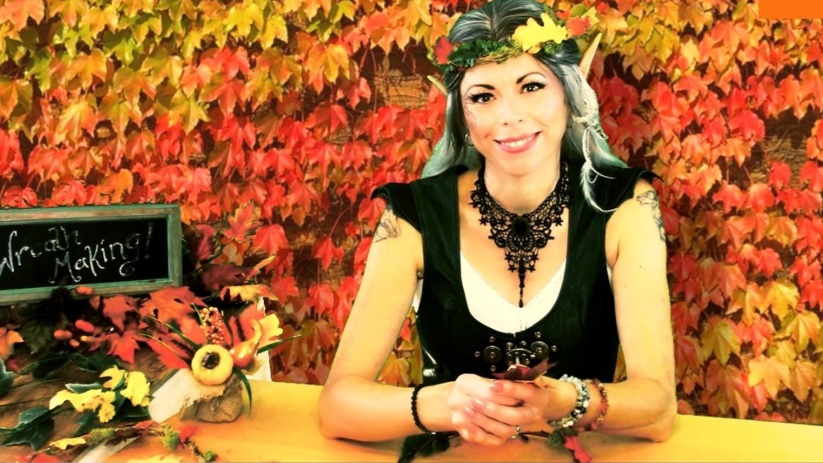 Rayne - Hot Mom banner image
