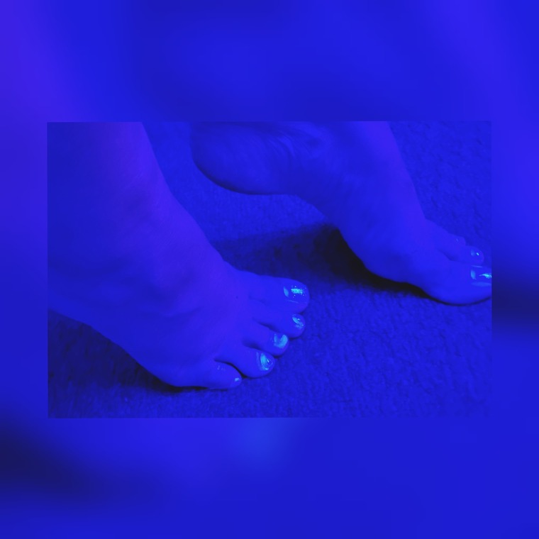 ❤️🔥 Perfect Feet ❤️🔥 cover image