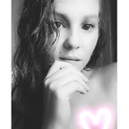 Redbombshell22 avatar