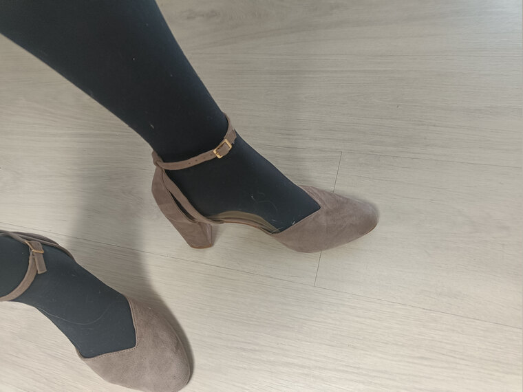 Bellafeet cover image