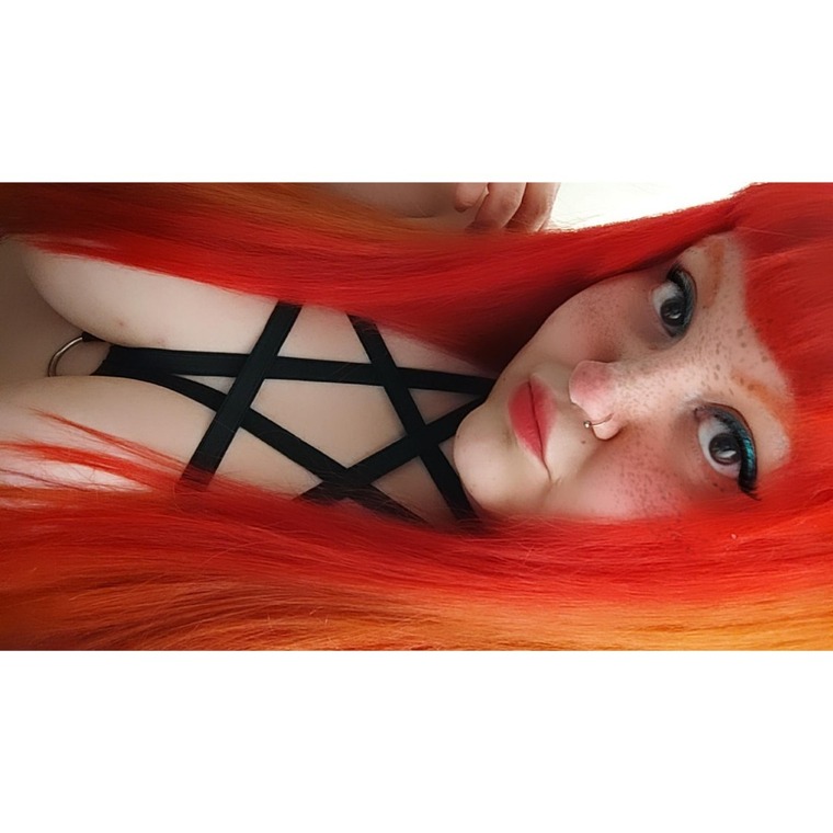 Rederyxx 🦊🧡 cover image