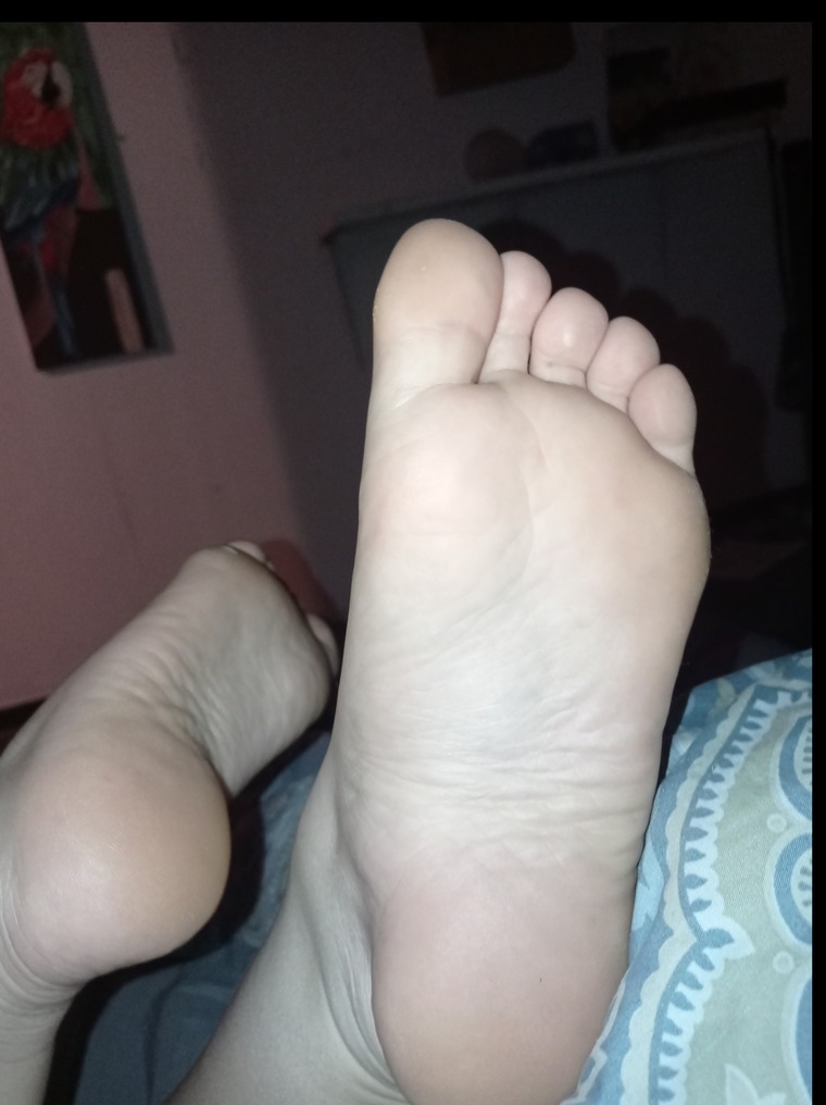 Pies_pelirroja banner image