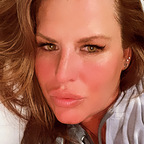 Fiery redhead avatar