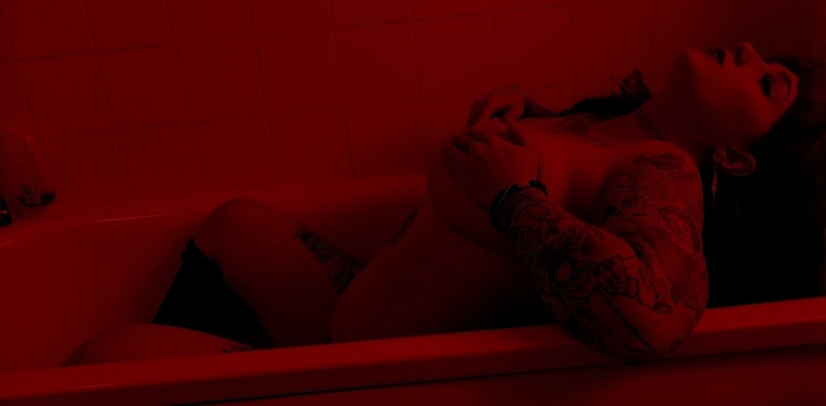 REDHEAD BABE 😈 cover image