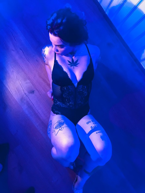 RedHead_Girl666 cover image
