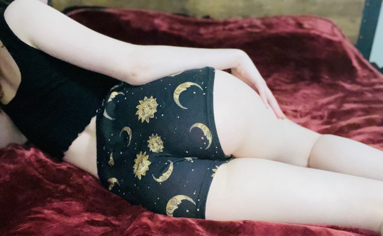 Redheaded Goth banner image