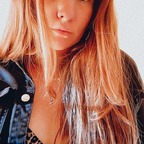 Mia Lyn avatar