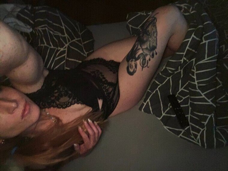 RedheadSoles banner image