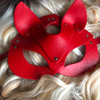 Red Mask Girl avatar