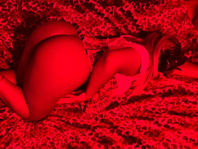 RedRossee cover image