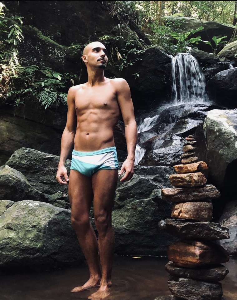 Renan Fernandes cover image