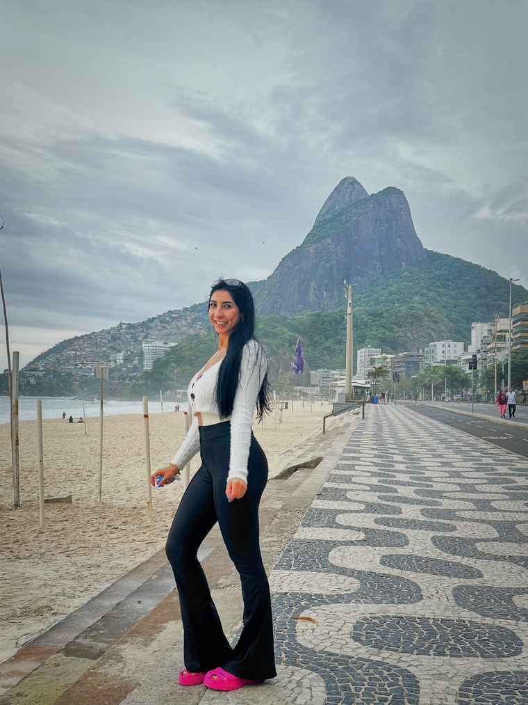 Renatinha Mello banner image