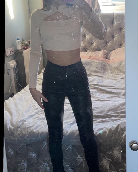 Lola cover image