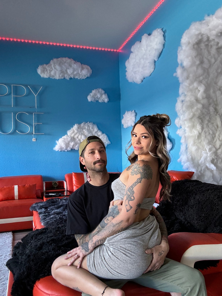Risky Couple 🤫 banner image