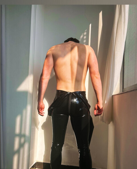 RiskyRubber cover image