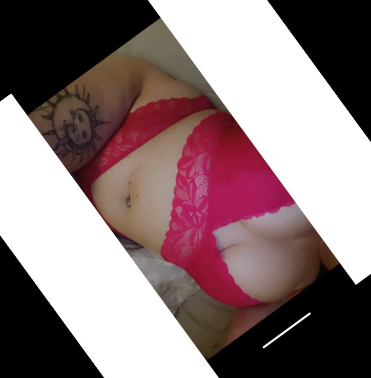 rosie-louise👑 banner image