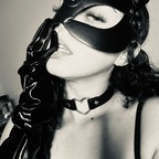 ᖇOᑕKᖻ 🖤 avatar