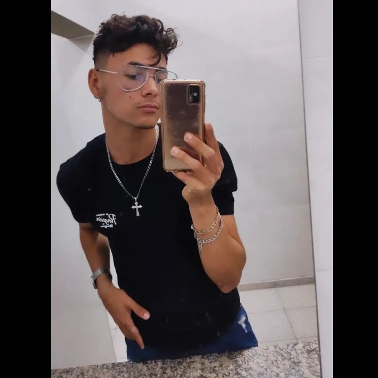 Rodrigo🌡️ cover image