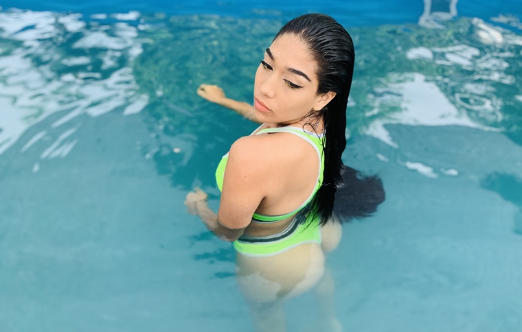 VALENTINA RODRIGUEZ cover image