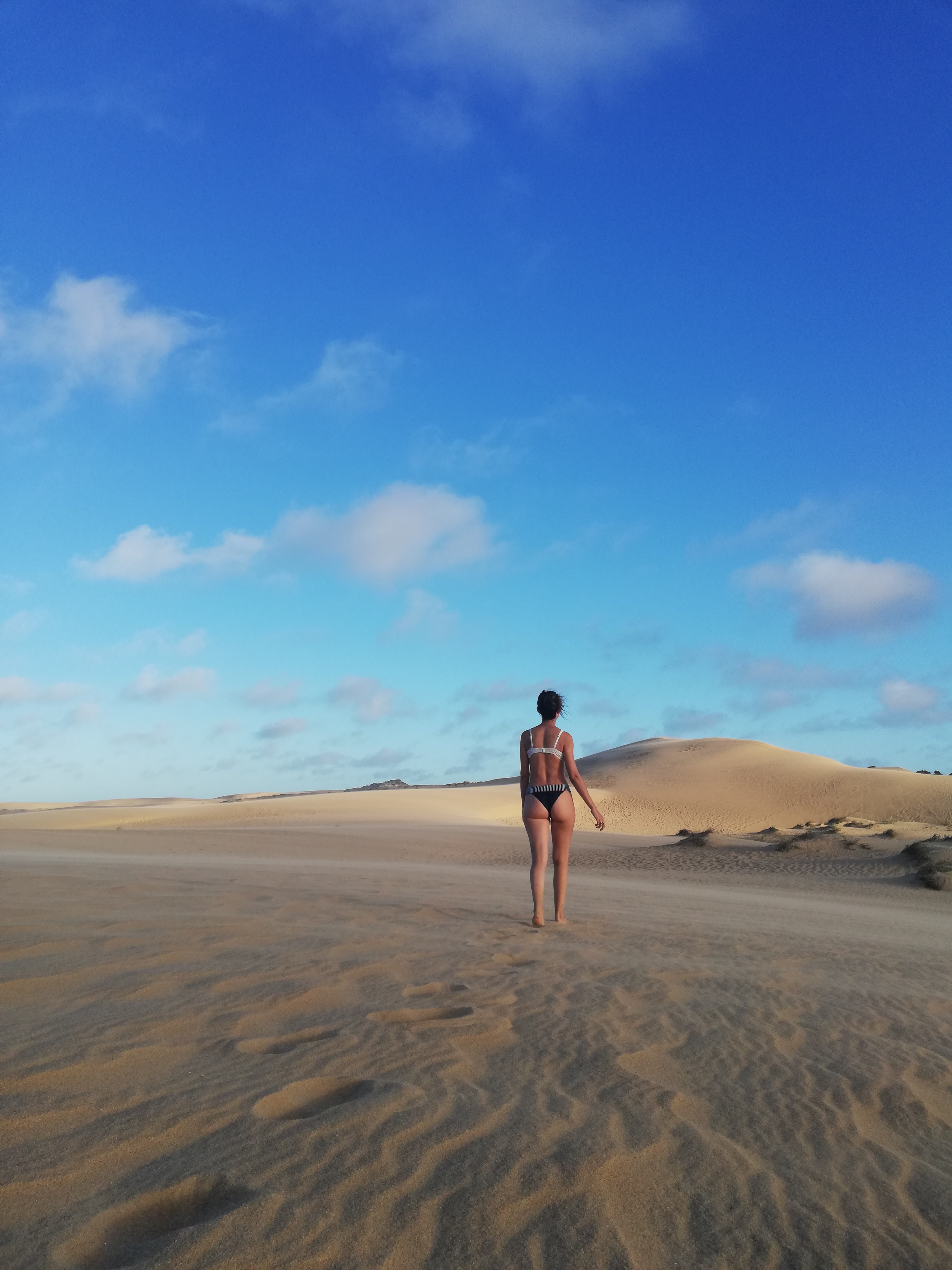 Romi Suárez ASMR banner image
