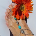 Rosa Feet avatar