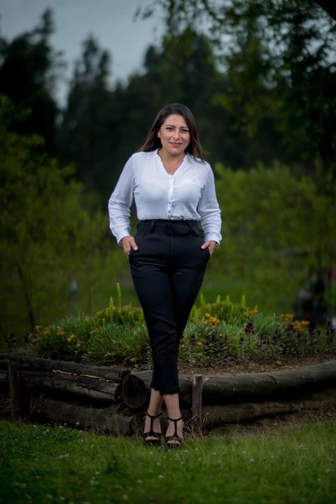 Andrea Gordillo cover image