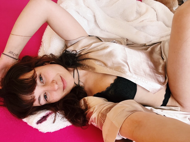 Rosalyn Gina banner image