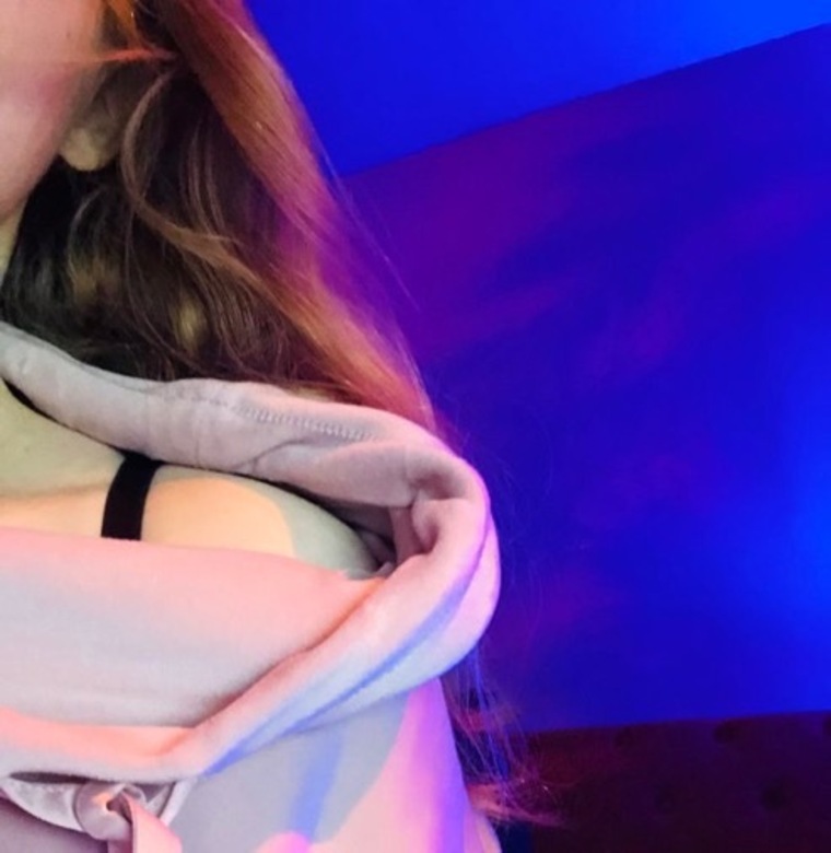 RoseFoxxx cover image