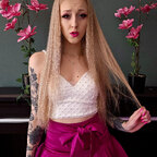 Roxie Foxie avatar