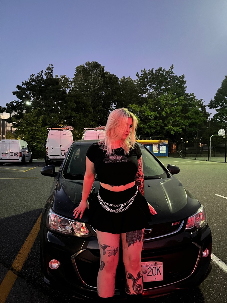 Roxii🖤 banner image