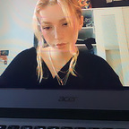 Roxy avatar