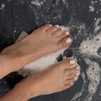 Roxyfeet avatar