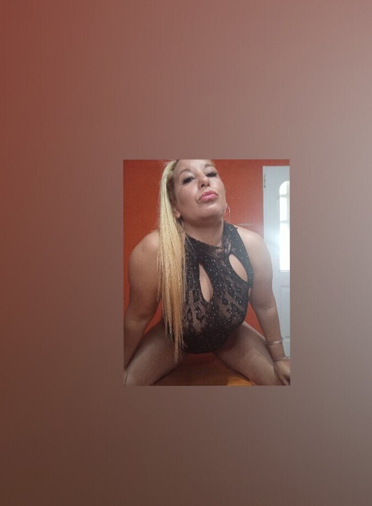 La Rubia Hot cover image