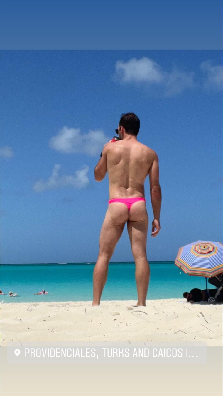 Ryan Roslyn banner image