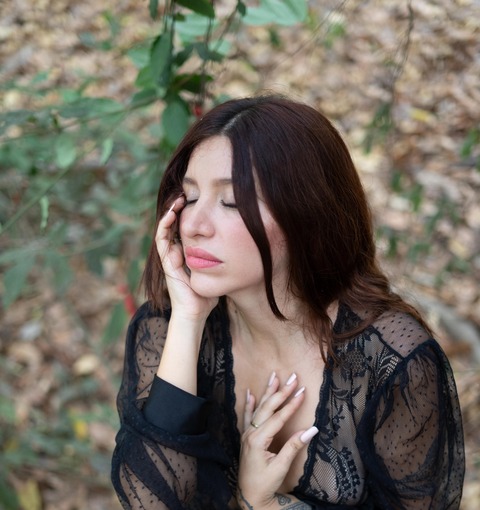 Rose cover image