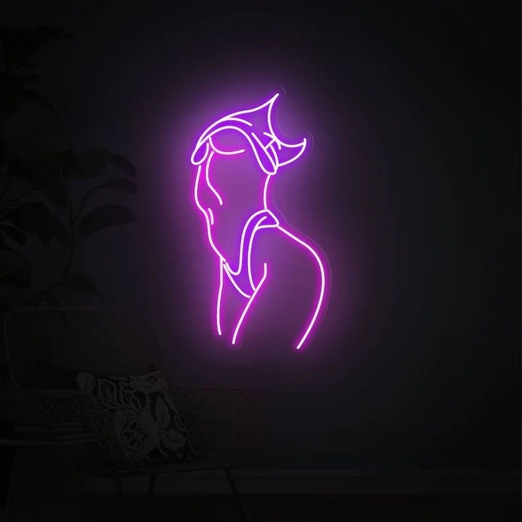 Pretty Thang banner image