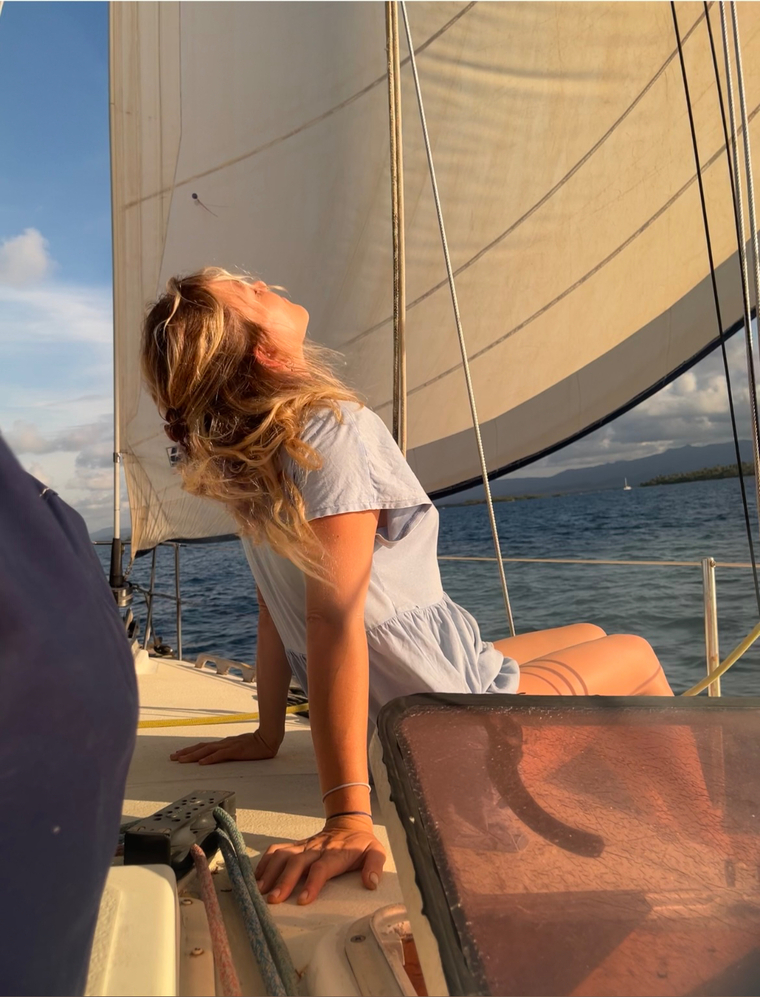 Solo Sailing Girl banner image