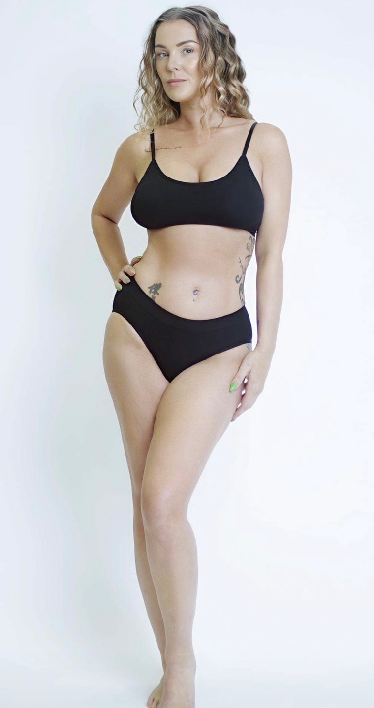 Samantha Sole banner image