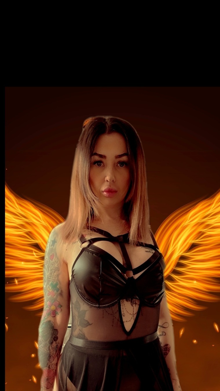 Sammie red free cover image