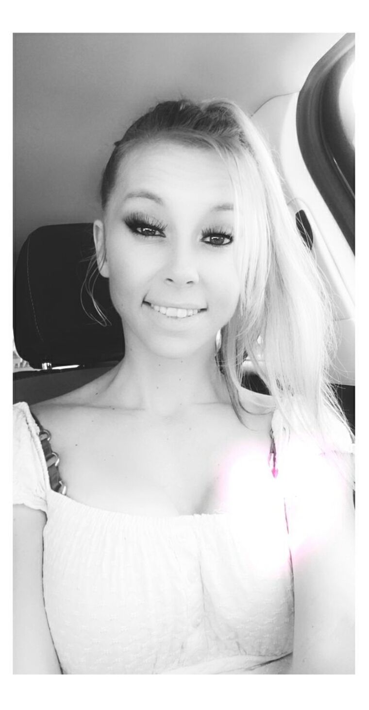 Sarah Knoxxx banner image