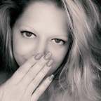 Saramarie1376 avatar
