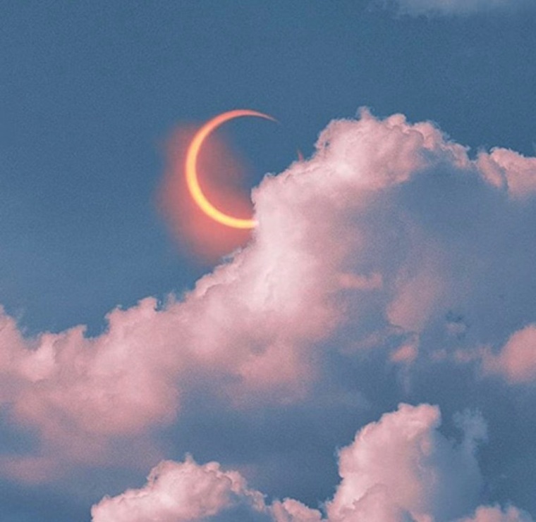 π banner image